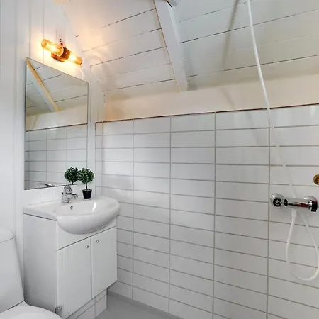 Aswarth - 50m To The Fjord By Interhome בית נופש Fur